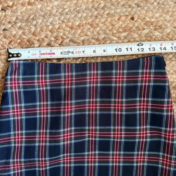 Talbots 2 Petite Blue, Red, and Green Classic Plaid Skirt - Picture 2 of 7